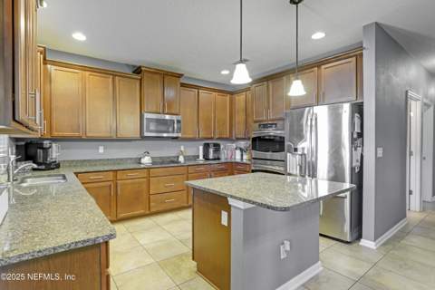 3520 Oglebay Drive, Green Cove Springs FL - photo 6 of 78