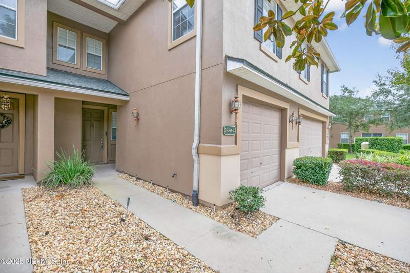 3 bedroom Townhouse at 3880 Buckthorne Drive #C, Briar Oaks Townhomes, Orange Park — photo 3