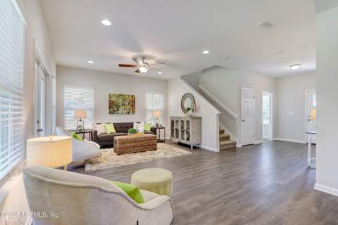 1283 Jewelstone Lane, Jacksonville FL - photo 12 of 39