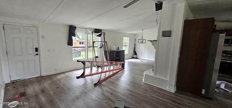 4 bedroom Mobile Home at 5951 Westwood Road, Clay Hill, Clay Hill — photo 5