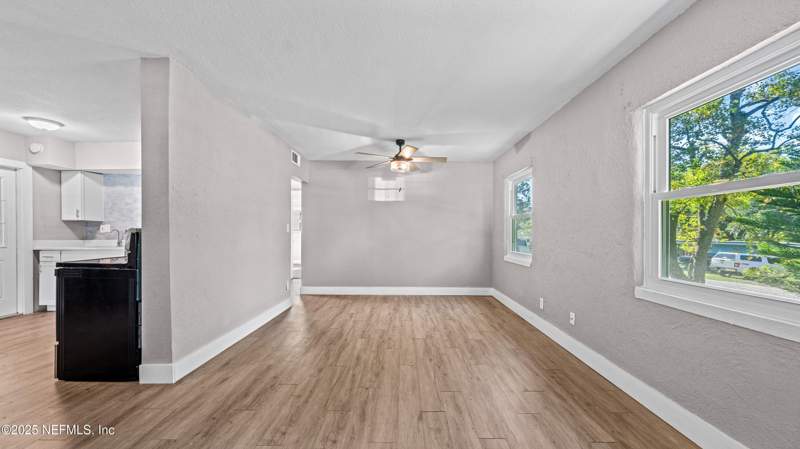 3 bedroom Single Family Residence at 1425 Domas Drive, Arlington Manor, Jacksonville — photo 3