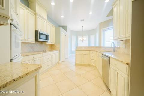 1897 Hickory Trace Drive, Fleming Island FL - photo 13 of 44