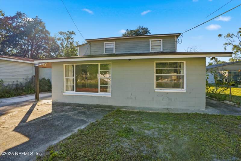 5 bedroom Single Family Residence at 11558 Raft Road, Garden City, Jacksonville — photo 2