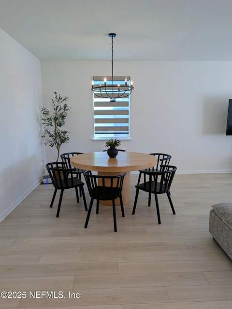 7740 Dunhill Court, Jacksonville FL - photo 8 of 26