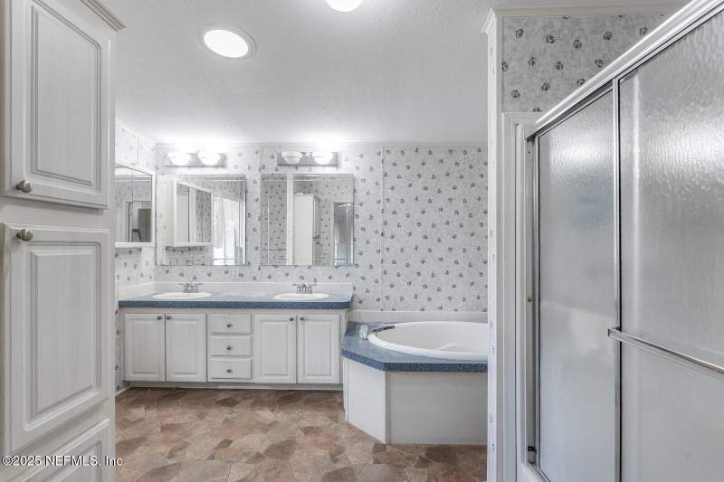 3 bedroom Mobile Home at 101 Palmland Avenue, Riverland Estates, Satsuma — photo 5