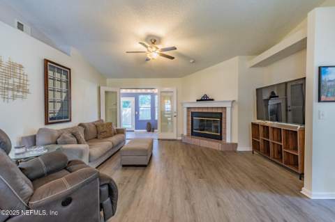 3380 Tinya Court, Jacksonville FL - photo 14 of 39