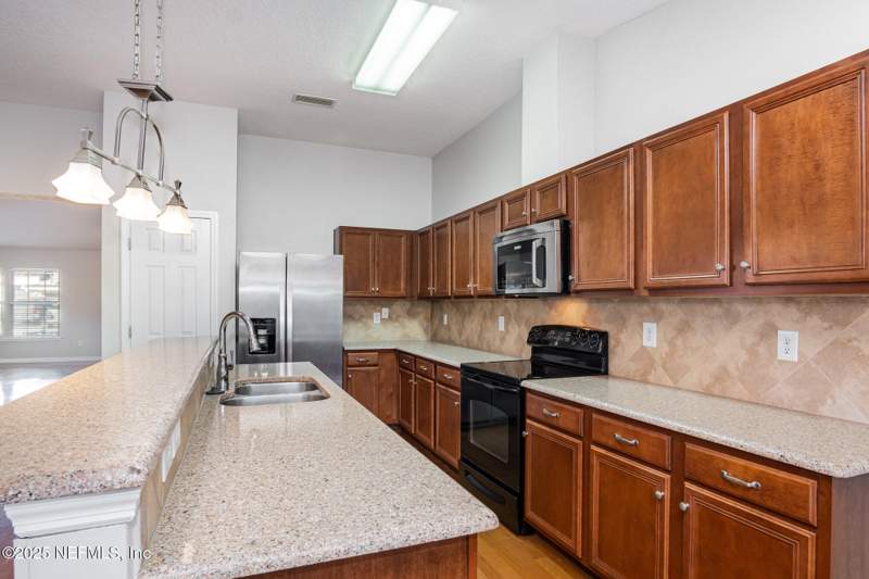 3 bedroom Single Family Residence at 404 Talbot Bay Drive, Grand Cay, St. Augustine — photo 3