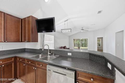 75085 Morning Glen Court, Yulee FL - photo 10 of 48