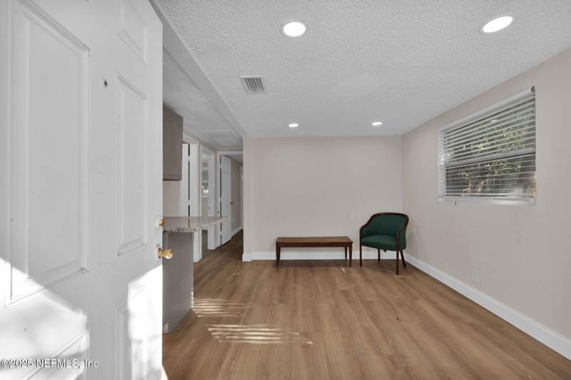 2 bedroom Single Family Residence at 1841 W 11th Street, North Lavilla, Jacksonville — photo 4