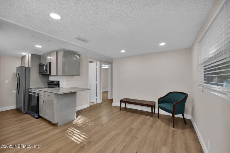 2 bedroom Single Family Residence at 1841 W 11th Street, North Lavilla, Jacksonville — photo 5