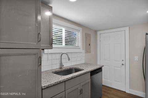 1841 W 11th Street, Jacksonville FL - photo 10 of 25