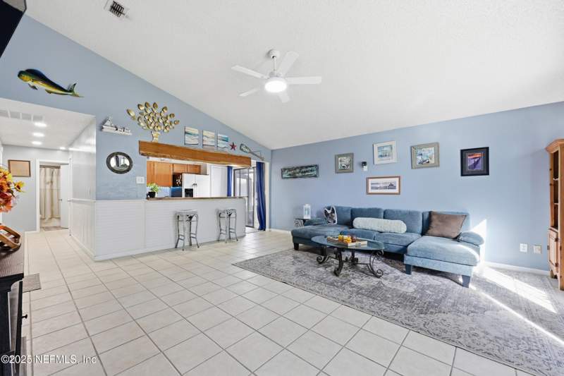 2 bedroom Single Family Residence at 1838 Quebec Court, The Habitat, Middleburg — photo 4