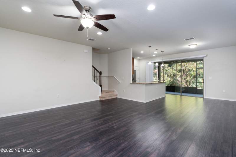 3 bedroom Townhouse at 7025 Coldwater Drive, Bayberry, Jacksonville — photo 5