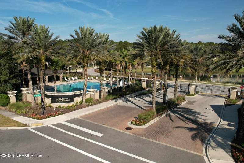 3 bedroom Townhouse at 7025 Coldwater Drive, Bayberry, Jacksonville — photo 2