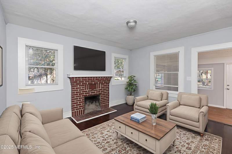 4 bedroom Single Family Residence at 961 Ardmore Street, Brookside, Jacksonville — photo 3