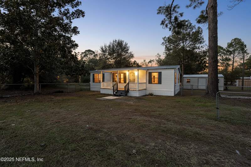 3 bedroom Manufactured Home at 6480 Keith Griffis Circle, Macclenny, Macclenny — photo 2