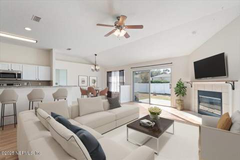 3780 Juliet Leia Circle, Jacksonville FL - photo 6 of 29