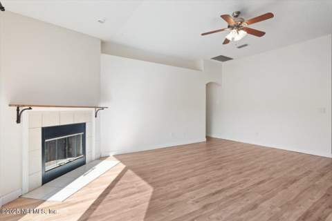 3780 Juliet Leia Circle, Jacksonville FL - photo 8 of 29