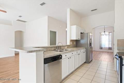 3780 Juliet Leia Circle, Jacksonville FL - photo 12 of 29