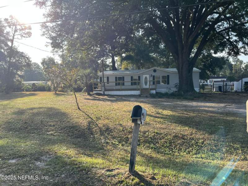 3 bedroom Manufactured Home at 714 San Mateo Road, Satsuma Heights, Satsuma — photo 2