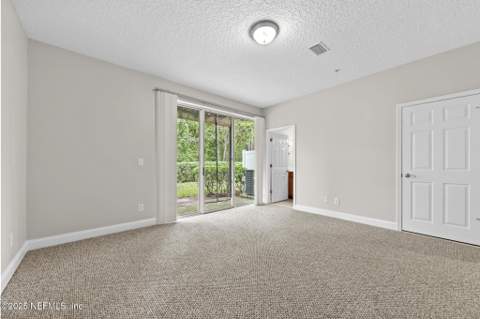 4510 Congressional Drive, Jacksonville FL - photo 7 of 24