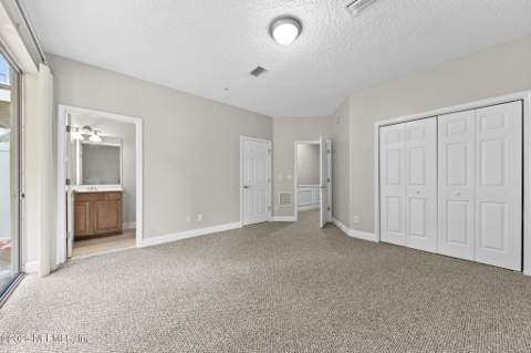 4510 Congressional Drive, Jacksonville FL - photo 8 of 24