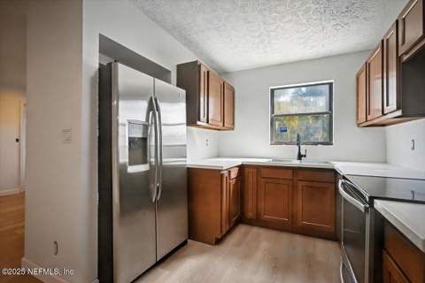 8808 Norfolk Boulevard, Jacksonville FL - photo 7 of 27