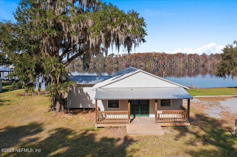 1 bedroom Single Family Residence at 13555 County Road 13, Tocoi, St. Augustine — photo 4