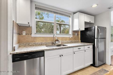 4648 Fremont Street, Jacksonville FL - photo 10 of 19