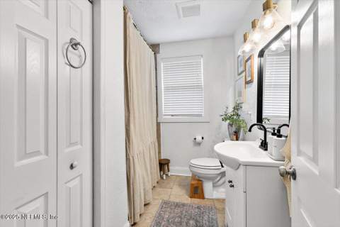 4648 Fremont Street, Jacksonville FL - photo 16 of 19