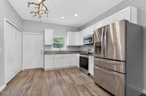 932 Puryear Street, St. Augustine FL - photo 8 of 30
