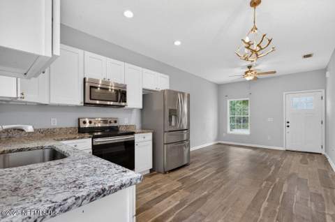 932 Puryear Street, St. Augustine FL - photo 13 of 30