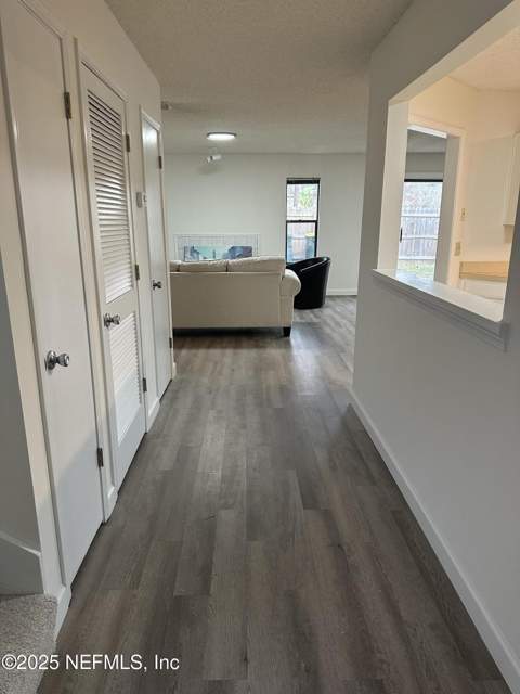 10060 Hidden Branch Drive, Jacksonville FL - photo 6 of 16