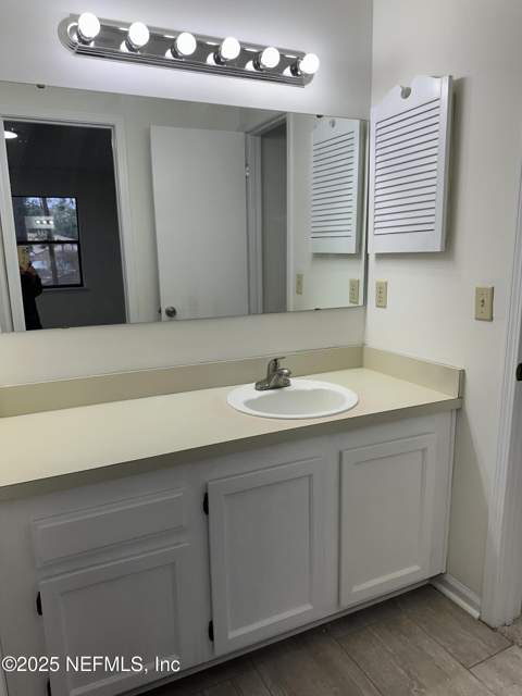 10060 Hidden Branch Drive, Jacksonville FL - photo 10 of 16