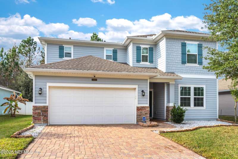 5 bedroom Single Family Residence at 15815 Douglas Lake Drive, Bainebridge Estates, Jacksonville — photo 2