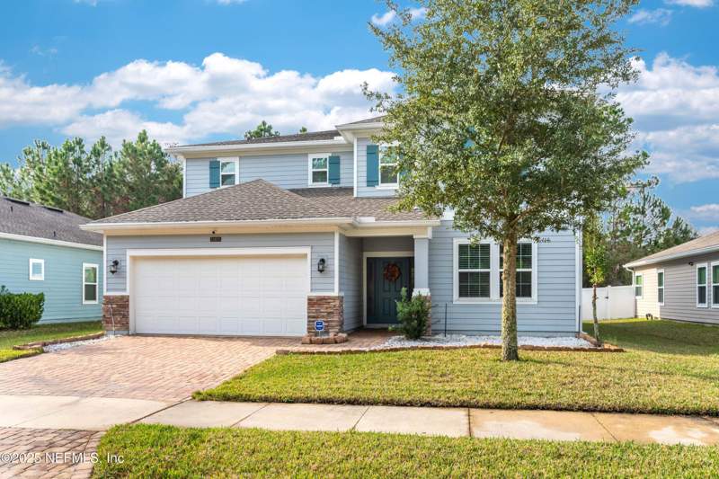 5 bedroom Single Family Residence at 15815 Douglas Lake Drive, Bainebridge Estates, Jacksonville — photo 3