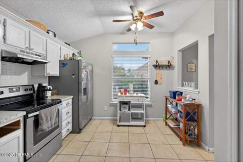 12311 Sondra Cove Trail, Jacksonville FL - photo 11 of 29