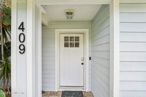 409 Seventeenth Street, St. Augustine FL - photo 6 of 43