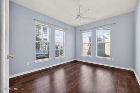 8290 Gate Parkway #707, Jacksonville FL - photo 13 of 35
