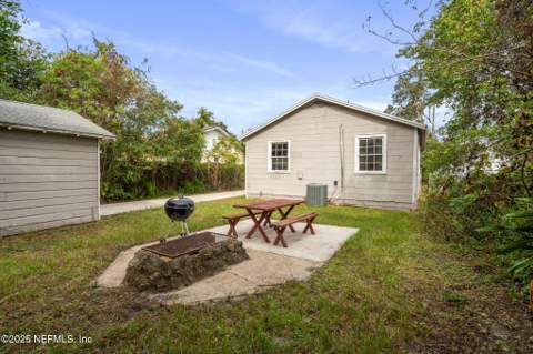 4750 Attleboro Street, Jacksonville FL - photo 24 of 36