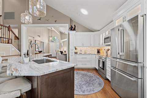 1576 Linkside Drive, Fleming Island FL - photo 10 of 61