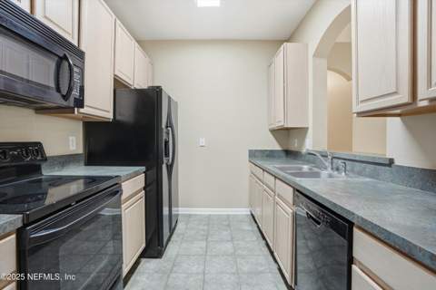 10550 Baymeadows Road #130, Jacksonville FL - photo 16 of 41