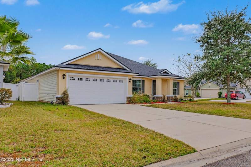 4 bedroom Single Family Residence at 2039 Patriot Walk Drive, Patriot Ridge, Jacksonville — photo 3