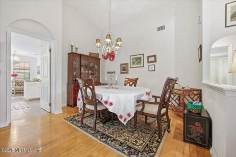 4545 Corrientes Circle, Jacksonville FL - photo 6 of 21