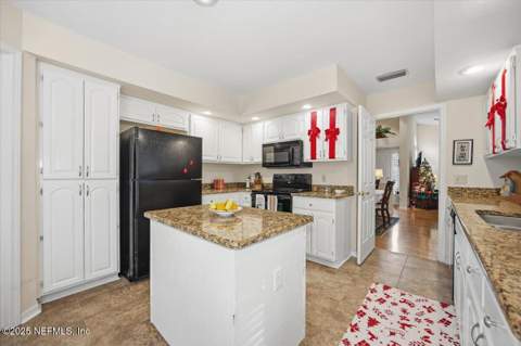 4545 Corrientes Circle, Jacksonville FL - photo 7 of 21