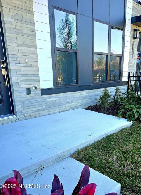 1924 Prudential Drive, Jacksonville FL - photo 19 of 34