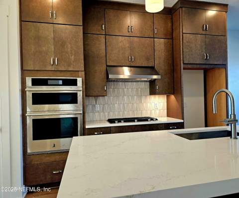 1924 Prudential Drive, Jacksonville FL - photo 13 of 34