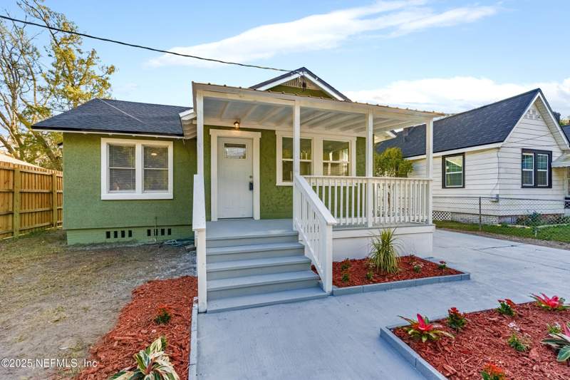 3 bedroom Single Family Residence at 140 E 45th Street, Edmondsons Main Est, Jacksonville — photo 3