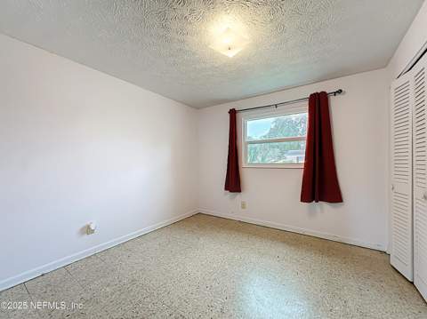8157 Galaxie Drive, Jacksonville FL - photo 13 of 37