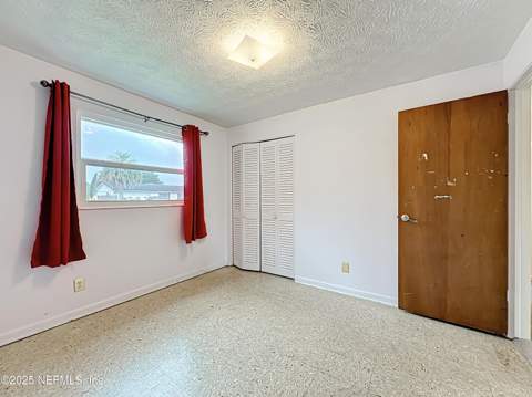 8157 Galaxie Drive, Jacksonville FL - photo 14 of 37